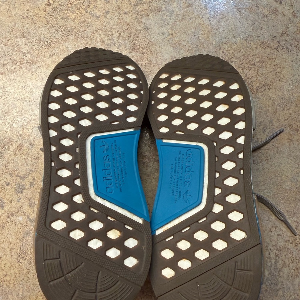 Adidas Star Wars NMD R1 Rey shoes - Picture 7 of 7